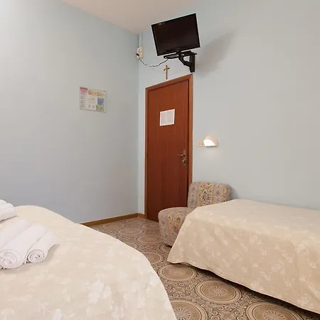 Hotel Santa Martina 3*