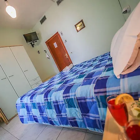 Hotel Santa Martina 3*